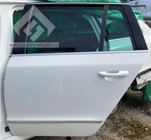 Dveře vlevo vzadu Škoda Superb II combi 3T9833051