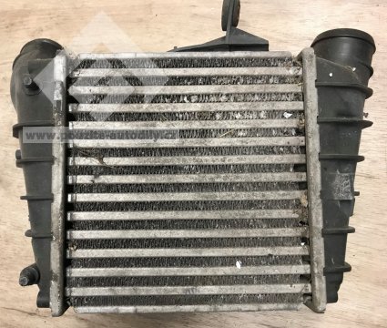 Intercooler 6Q0145804G Valeo Fabia 1.4TDi 59kW, 1.9TDi 77kW