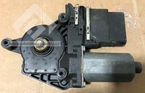 Motor stahování oken vzadu vpravo 101316-100 Škoda Octavia I