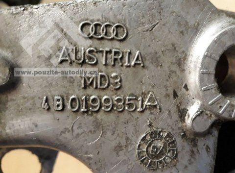 Konzola motoru vlevo 4B0199351A, 8E0199351M Škoda Superb