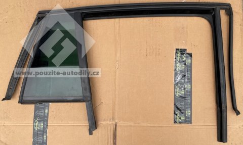 3T9845210AE Pevné sklo dveří tmavě tónované s těsněním, pravé zadní Škoda Superb II 3T0 combi