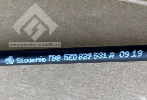 5E0823509B Zámek kapoty spodní díl + 5E0823531A Bowden zámku kapoty Škoda Octavia III 5E