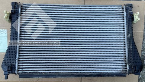 5Q0145803T Chladič vzduchu - Intercooler 1.8 / 2.0 TSi, TFSi Škoda, Volkswagen, Audi, Seat