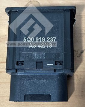 Spínač, klíč deaktivace airbagu spolujezdce 5Q0919237 Škoda