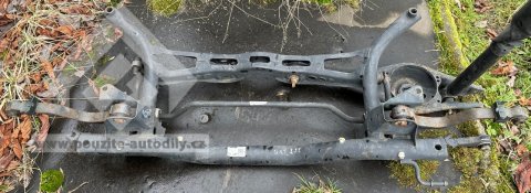 5Q0505315G Zadní náprava + 5Q0511305BL stabilizátor Škoda Octavia III 5E