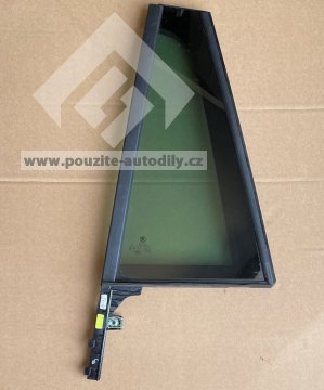 565845213C Levý trojúhelník zadních dveří tmavý na vůz Škoda Kodiaq 17-
