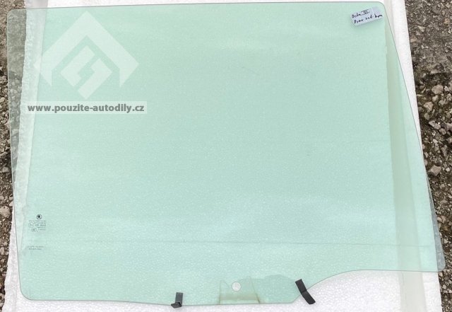 Sklo dveří vpravo vzadu 5E9845206C Škoda Octavia III combi