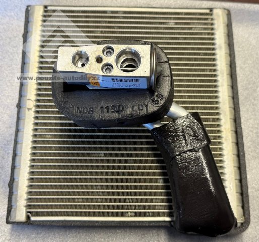 Výparník klimatizace 5Q1816105E + Expanzní ventil 5Q0816679B Škoda, VW, Audi, Seat